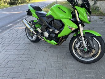 Kawasaki Z1000 - 5