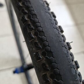 Zapletená ALU gravel kola Forza Northe DB - 5