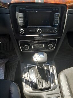 Škoda Superb 2.0 TDI 125kw/DSG 192000km Rezervace - 5