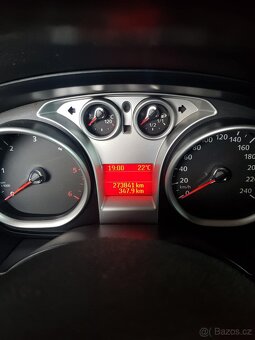 Prodám Ford Focus kombi 1.6tdci - 5