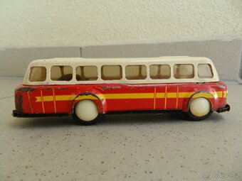 AUTOBUS ŠKODA RTO 706 - OMNIA r. 1968 - 5