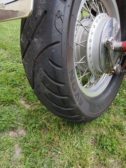 Suzuki VS 600 Intruder - 5