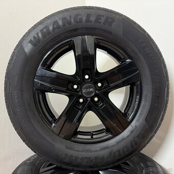 JEEP GRAND CHEROKEE 5x127 R18 ET38+CELOROČNÍ 255/65R18 - 5