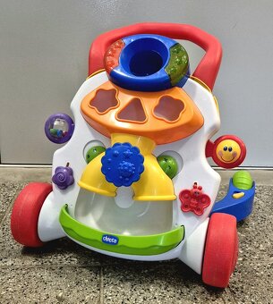 CHICCO - Hrající interaktivní chodítko - 5