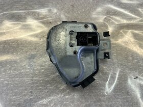 ZÁMEK VOLANTU AUDI A6 4F 4F0905852B - 5