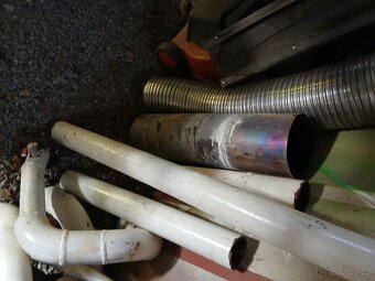 Prodám nerezovou expanzní nádrž na samotížné topení - 5