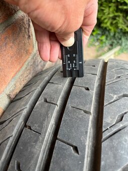 205/75R16   113/111R - 5