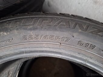 Prodám letní pneu 225/45/17 Bridgestone - 5