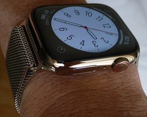 Apple Watch S8 LTE 45mm zlatá ocel s hvězdně bílým řemínkem - 5