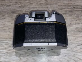 Starší fotoaparát EXA la , Autoknips II a příslušenství - 5