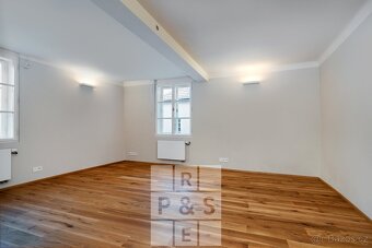Pronájem byty 2+kk, 83 m2 - Praha - Hradčany, ev.č. 00185 - 5
