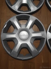 Sada 4 kusů poklic Dacia (15") - 5