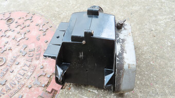 ČZ 175 477 rám, vidlice, filtrbox, olejový kast držáky svět. - 5