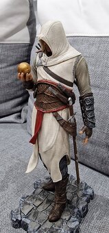 Assassin's Creed Altair Apple of Eden Keeper - 5