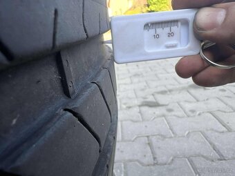 Letní 2ks 315/30 R22 a 2ks 27535 PIRELLI P ZERO - 5
