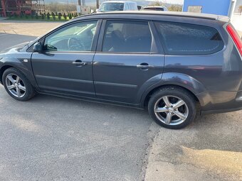 Ford Focus - 5