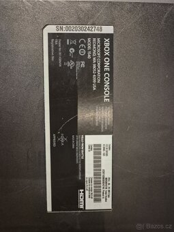 Xbox ONE + 2 ovladače + 2 hry a všechny kabely. - 5