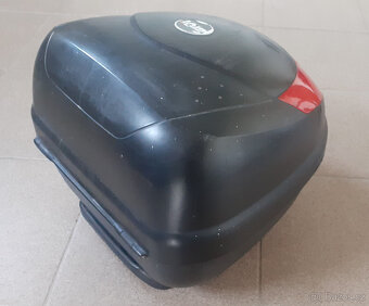 Kufr, box na motocykl GIVI - 5