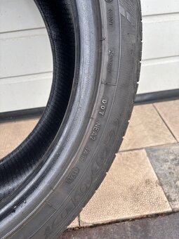 245/45r19 - 5