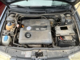 Rozprodám na díly Volkswagen Bora 1.6 - 5