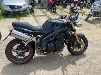 Triumph speed triple 1050 - 5
