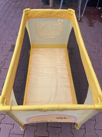 Skládací dětská postýlka s matrací - 5