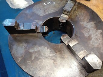 Sklíčidlo 400 k soustruhu - 5