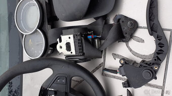 Renault Megane III - Soubor náhradních dílů - 5