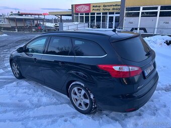 Ford Focus Combi 1.6i 2011 - 5