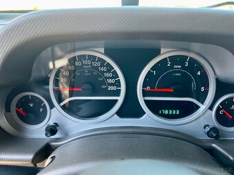 Jeep Wrangler JK Sport - 5