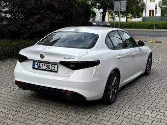 Alfa Romeo Giulia 2.2 JTDM 132kW Super Kůže Navi Automat - 5
