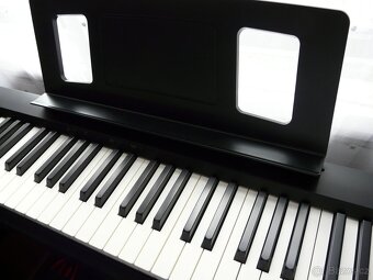 Roland FP-10 digitální piano s plně vyváženou klaviaturou - 5