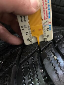5x112 R18 7J ET22 BMW + 226/60 R18 Bridgestone zimné - 5