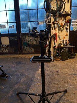 Montážní stojan na opravu kol - 5