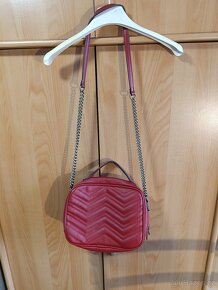 Červená crossbody kabelka - 5