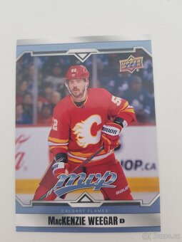 Hokejové kartičky-upper deck - 5