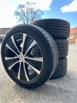 Pirelli 245/45R18 předek 275/40R 18 zadek - 5