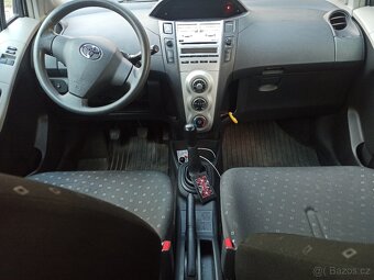 Toyota Yaris - 5
