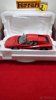 Ferrari Testarossa 1:18 Kyosho - 5