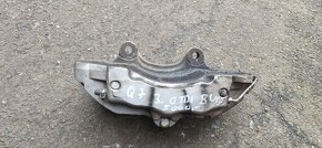 Levy predni brzdic audi Q7 4L - 5
