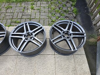 Alu R20 5x112 8.5J ET35 - 5