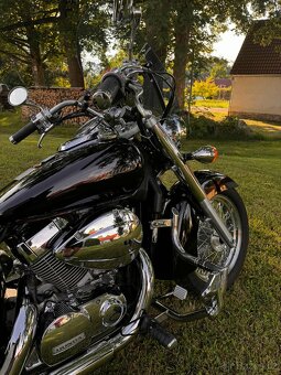 Prodám krásnou a udžovanou Honda Shadow 750 - 5