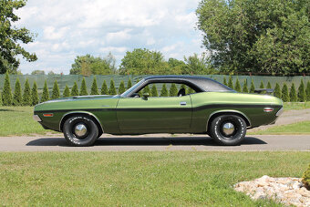 1970 Dodge Challenger R/T SE 383 V8, manuál - 5
