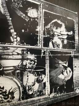 Van Halen: The Best Of Both Worlds - 5