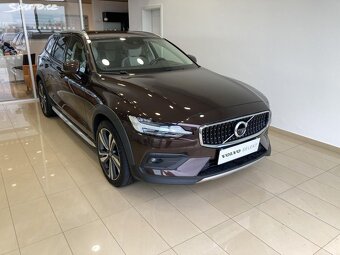 prodám své milované Volvo v60 crosscountry - 5