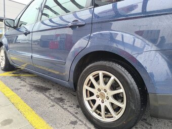 Ford Galaxy 7 míst - 5