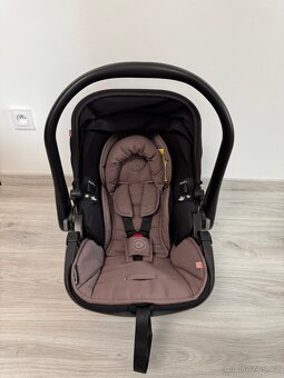 Autosedačka Kiddy evoluna i-Size včetně isofix báze - 5
