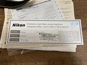 Nikon D3200, objektiv 18-55, SD karta - 5