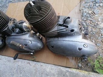 Jawa 250 pérák Zbrojovka, komunista - 5