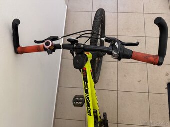 Dětské kolo SCOTT SCALE 24 DISC 2019 YELLOW/BLACK - 5